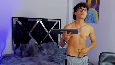 Elias Ferragamo online show from 11.28.25