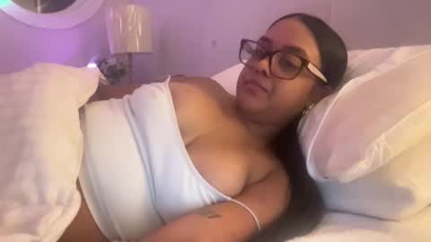 Snapshot of elibabyyy2 chatting on 02.14.26 elibabyyy2 online show from 02.14.26