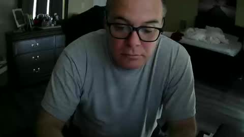 elierpons73 online show from 03.11.25