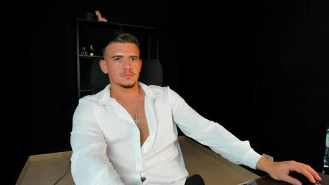 ElijahThorne online show from 04.10.26