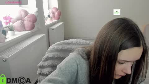 elina_x online show from 04.03.26