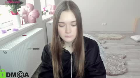 elina_x online show from 04.08.26
