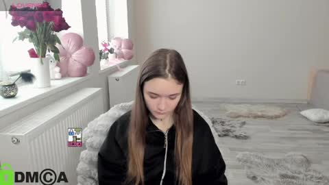 elina_x online show from 04.10.26
