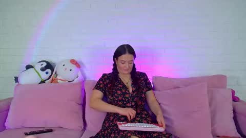 ElinaBellucci online show from 01.13.26