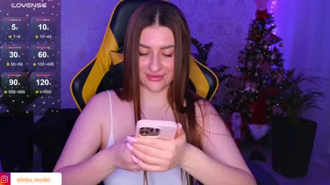 Snapshot of elinkalove chatting on 01.01.25 Elina online show from 01.01.25