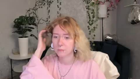 Elira Vane online show from 06.22.26
