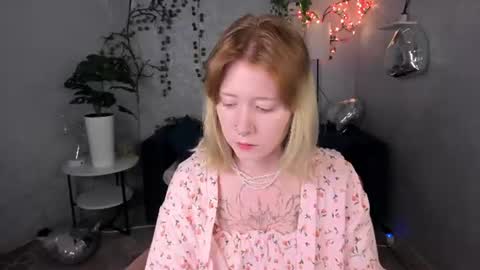 Elira Vane online show from 07.15.26