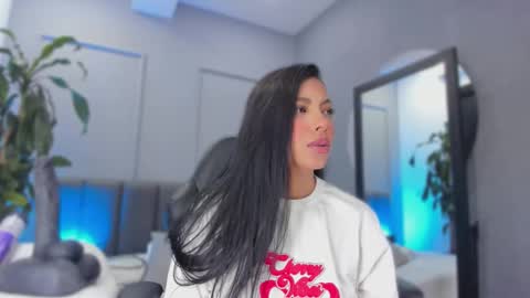 Elisa online show from 01.07.26