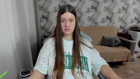 Aletta Oushen online show from 09.29.25