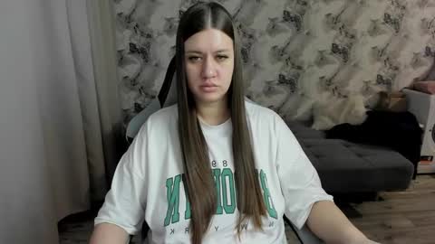 Aletta Oushen online show from 02.28.26