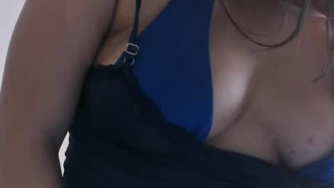 Elisa  online show from 04.16.26