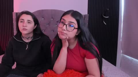 Elisa y Emma online show from 04.27.26