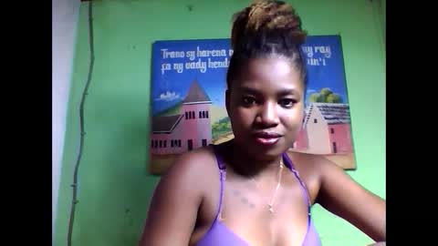 Snapshot of elisabeth2525 chatting on 02.10.25 elisabeth2525 online show from 02.10.25
