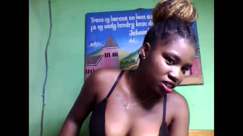 Snapshot of elisabeth2525 chatting on 02.12.25 elisabeth2525 online show from 02.12.25