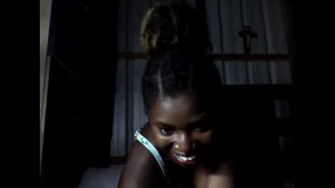 Snapshot of elisabeth2525 chatting on 02.27.25 elisabeth2525 online show from 02.27.25