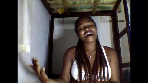 Snapshot of elisabeth2525 chatting on 10.05.25 elisabeth2525 online show from 10.05.25