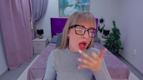 Elisabeth online show from 01.15.25