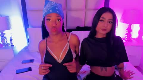 Snapshot of elisabettamonroy chatting on 11.12.25 elisabettamonroy online show from 11.12.25