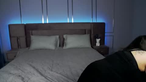 Snapshot of elisaminix_ chatting on 12.03.24 Elison online show from 12.03.24