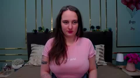 Snapshot of elisaminix_ chatting on 02.23.25 Elison online show from 02.23.25