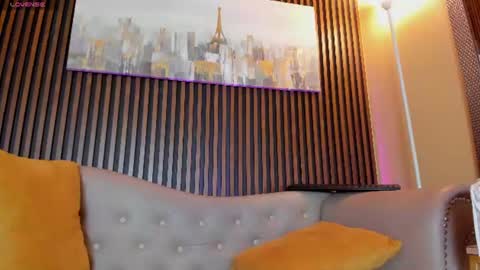 Snapshot of elisasue chatting on 06.19.26 Elisa Sue online show from 06.19.26