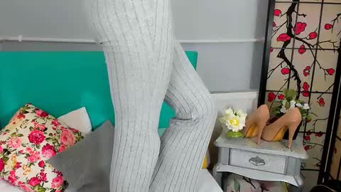 Elise online show from 01.09.25