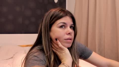 Elly online show from 03.08.26