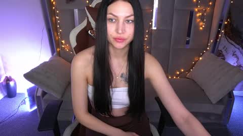 elisevelour online show from 04.01.26