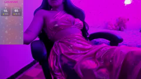 E L I S S A online show from 12.18.25