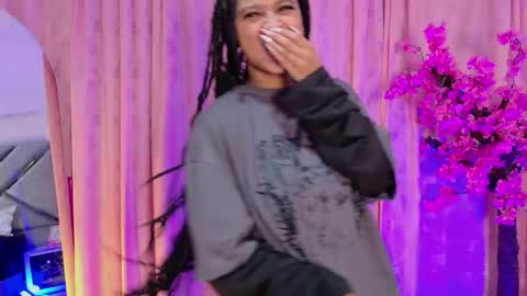 Snapshot of elit_noa chatting on 02.10.26 elit noa online show from 02.10.26