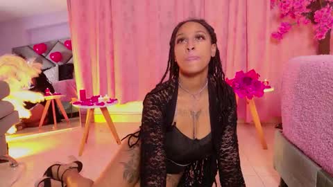 Snapshot of elit_noa chatting on 02.14.26 elit noa online show from 02.14.26