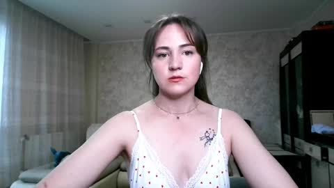 Elizabeth online show from 04.26.26