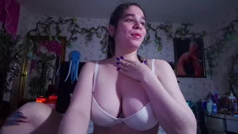Elizabeth online show from 09.30.25