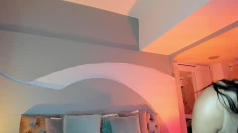 Snapshot of elizabeth_clark_ chatting on 11.12.25 Eli online show from 11.12.25