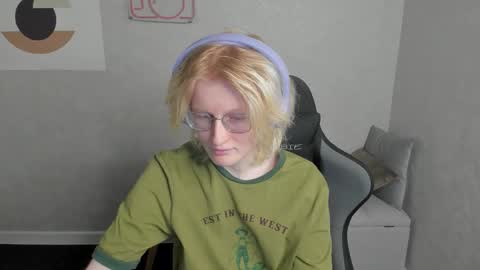 Elizabeth online show from 09.16.25