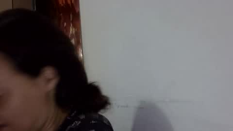 Elizabeth Martinez  online show from 01.05.26