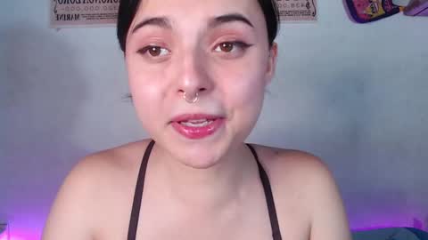 Elizabeth Taylor online show from 12.21.24