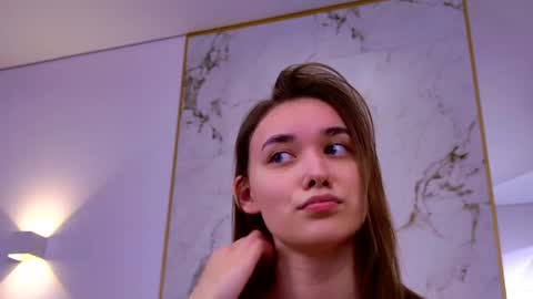 Snapshot of elizabethcash chatting on 02.12.25 Elizabeth online show from 02.12.25