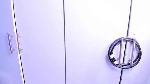 Elizabeth Rodrguez  online show from 01.31.25