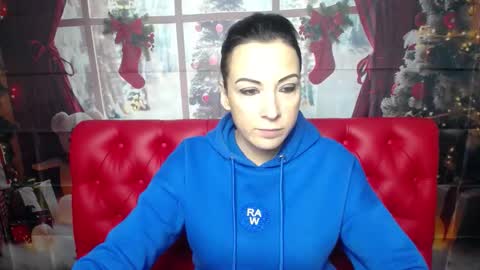 ElizabethSho online show from 12.15.25