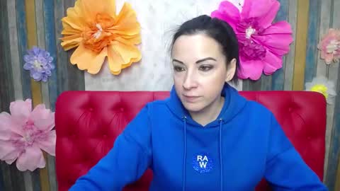 ElizabethSho online show from 02.04.26