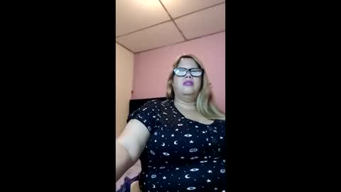 Snapshot of elizabethtaylor1 chatting on 02.12.26 Elizabeth online show from 02.12.26