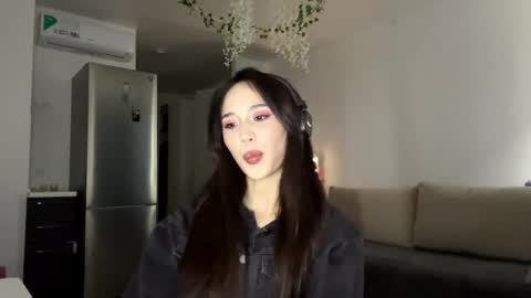 Elizabet online show from 04.14.26