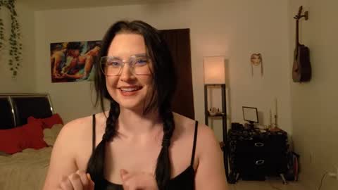 Snapshot of elizacarter chatting on 02.02.25 Eliza online show from 02.02.25