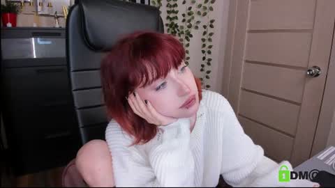 Snapshot of elizanik chatting on 06.26.26 Eliza online show from 06.26.26