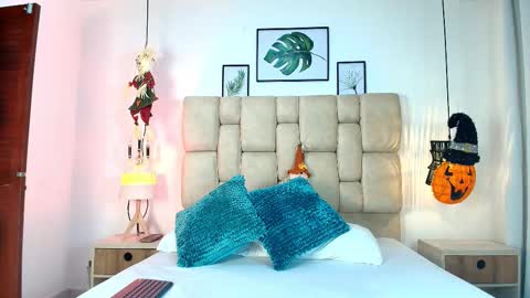 Eliza online show from 10.27.25