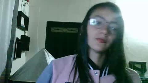 elizka 00 online show from 04.18.26