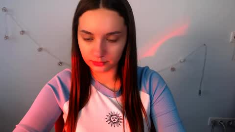 Snapshot of elizsun chatting on 05.01.26 elizsun online show from 05.01.26