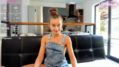 Eliz                               online show from 11.11.25