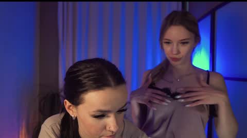 elizzza_ online show from 02.08.25